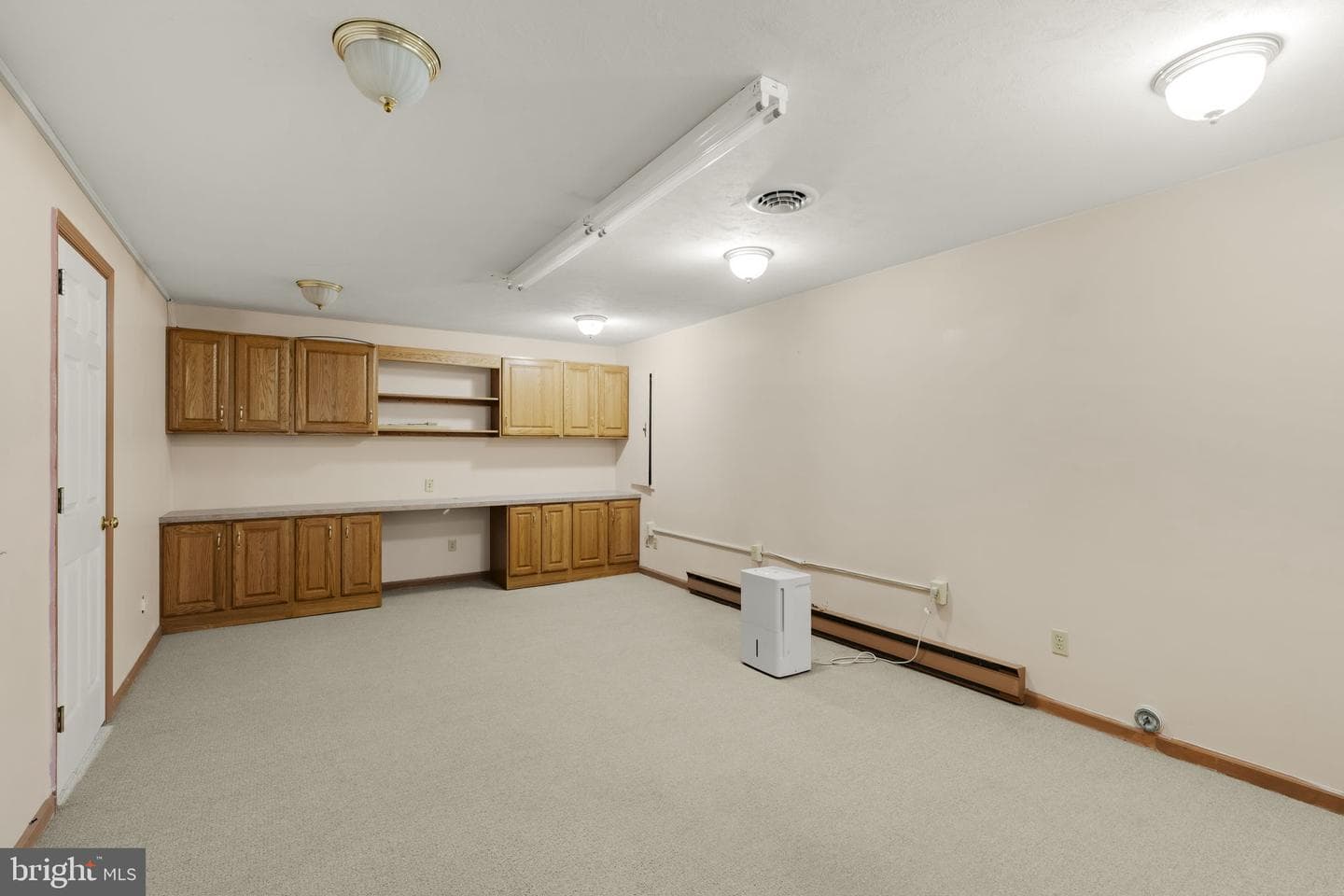 221 W Hamilton Avenue photo 30