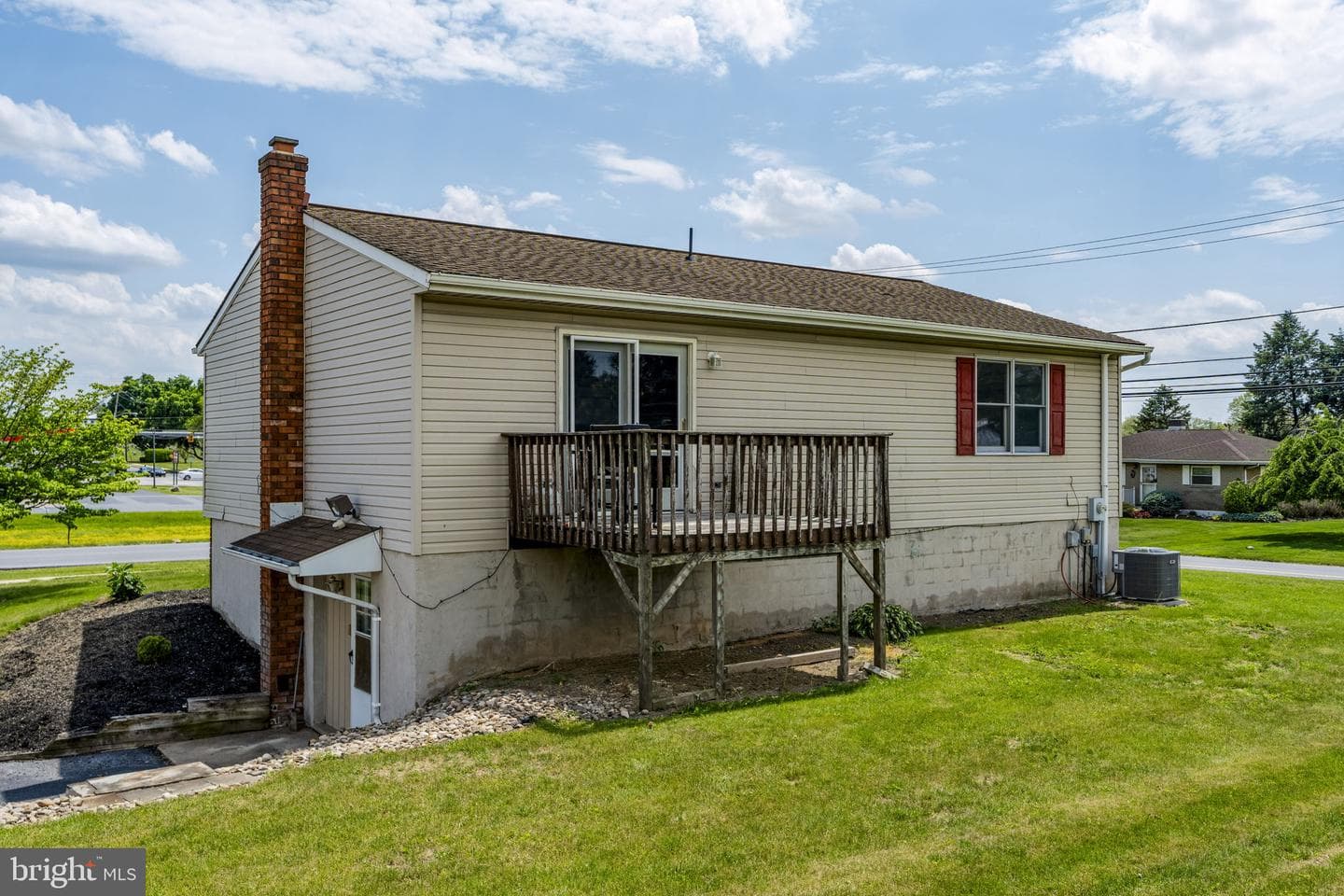 221 W Hamilton Avenue photo 7
