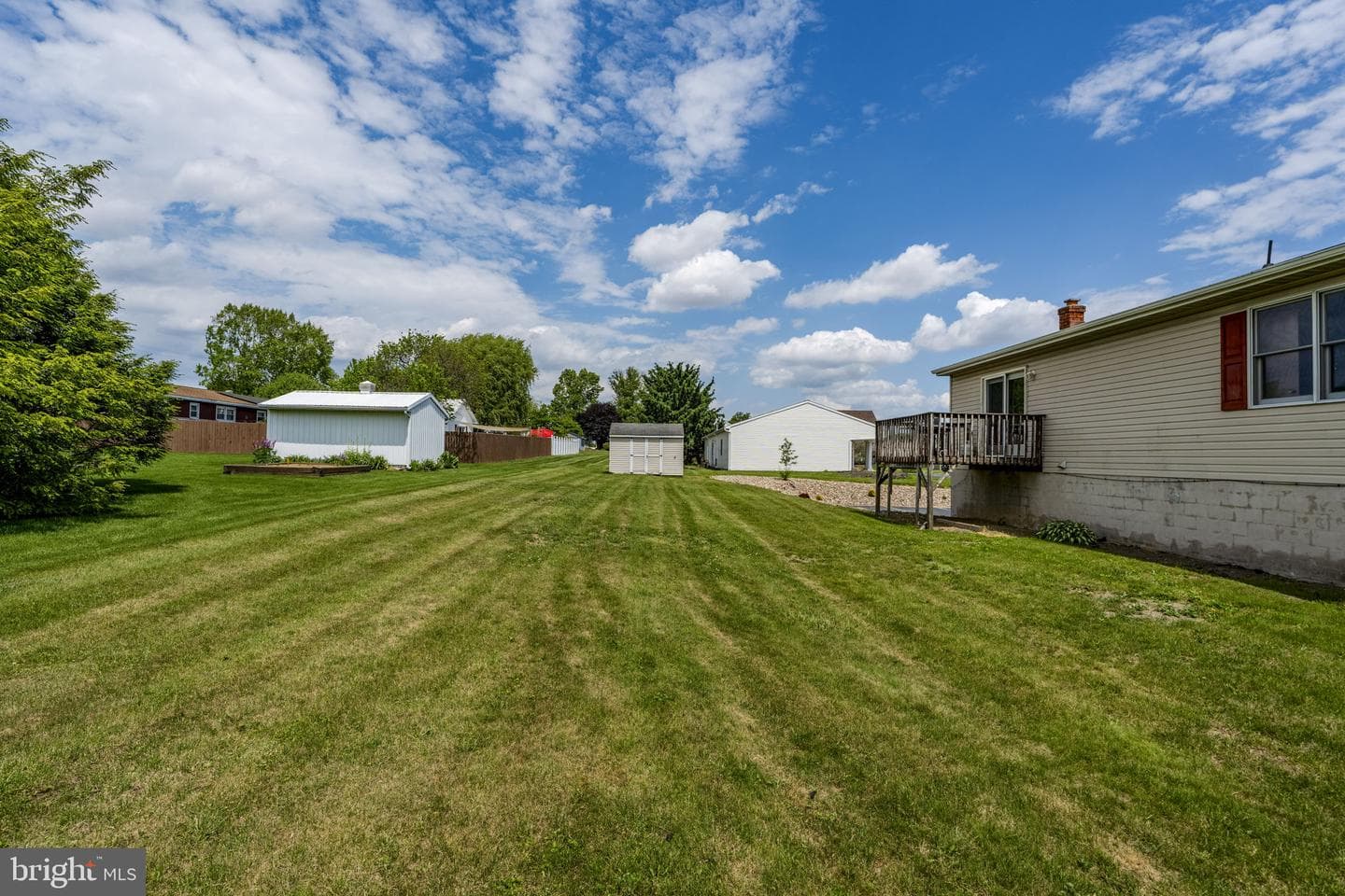 221 W Hamilton Avenue photo 9