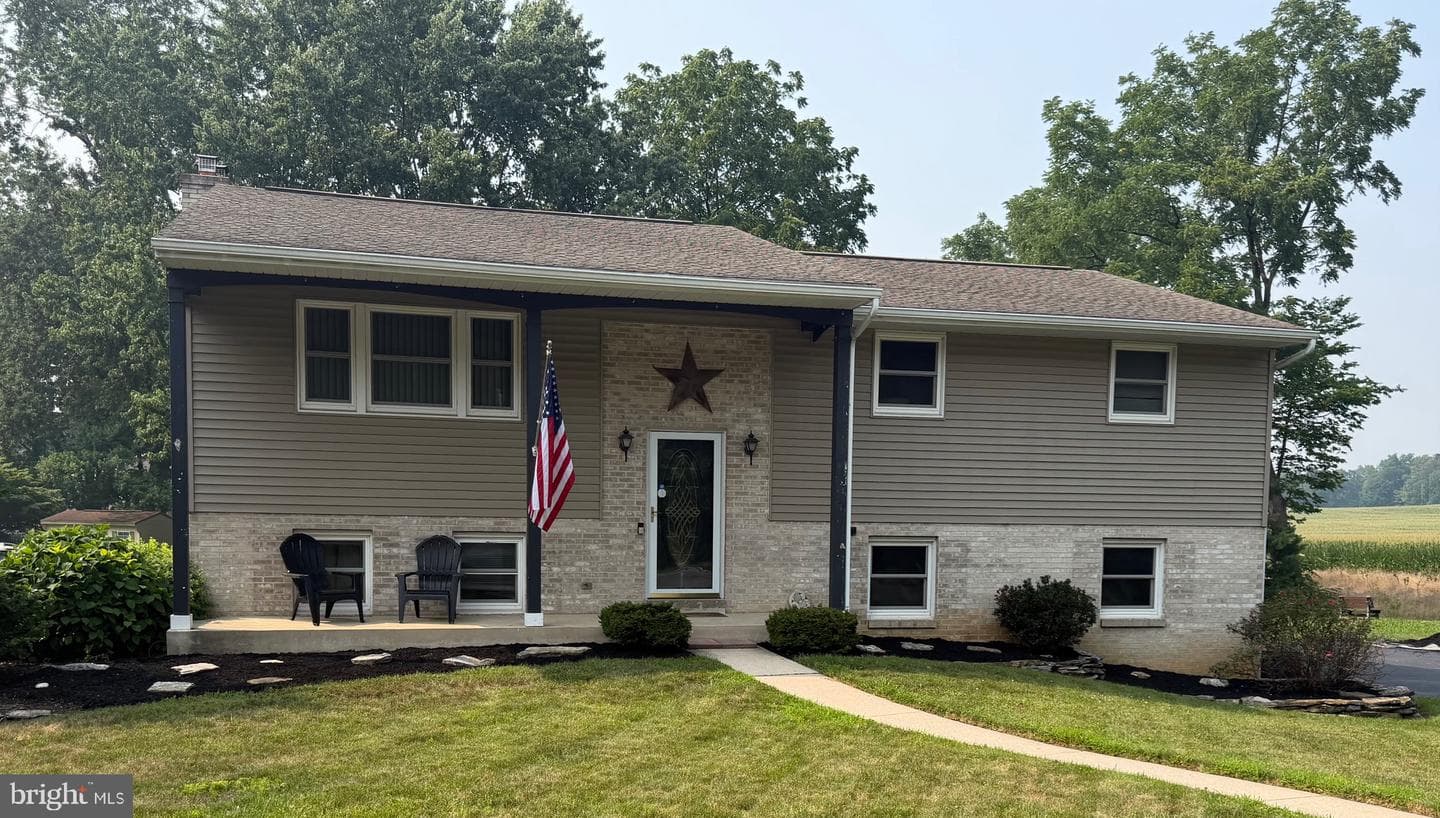 121 Cedar Street photo 1