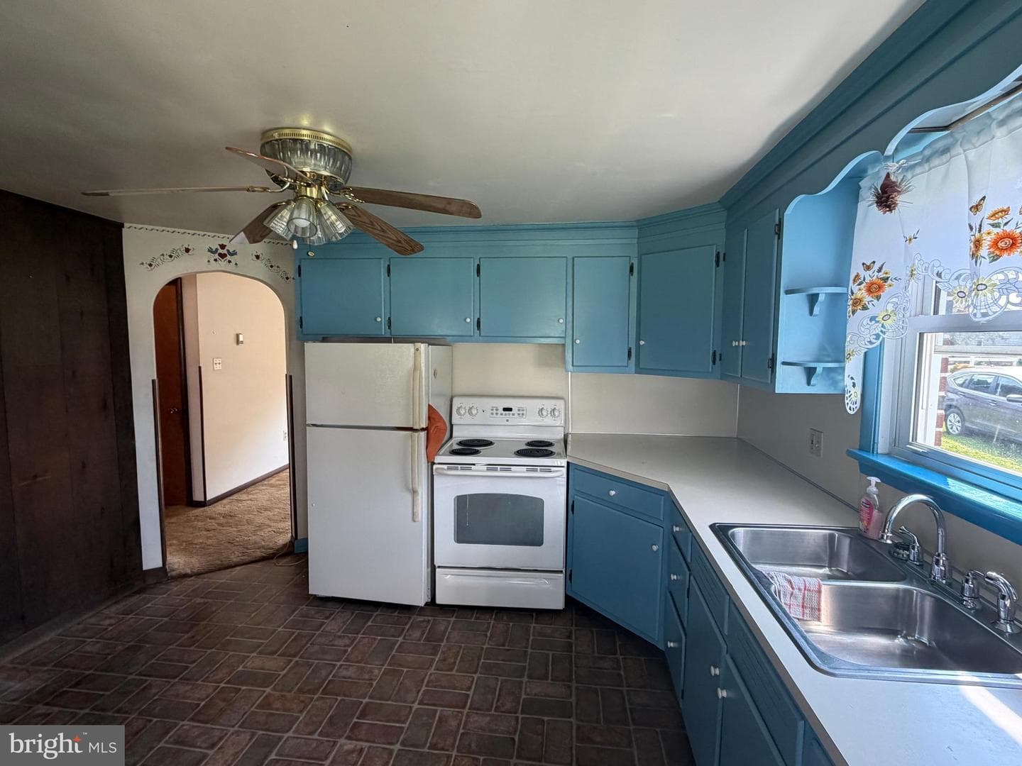 204 S Sheridan Road photo 8
