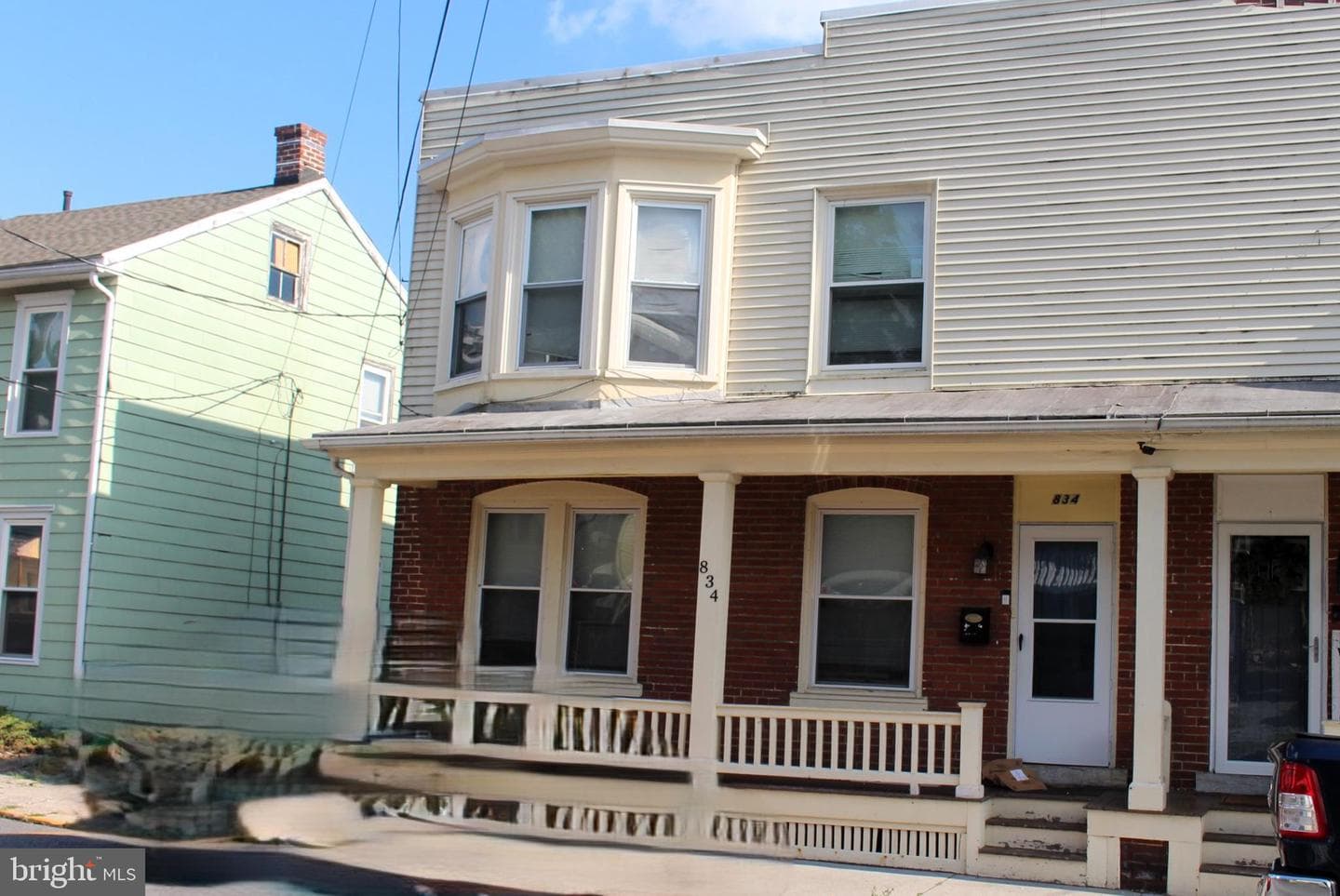 834 Locust Street, Lebanon