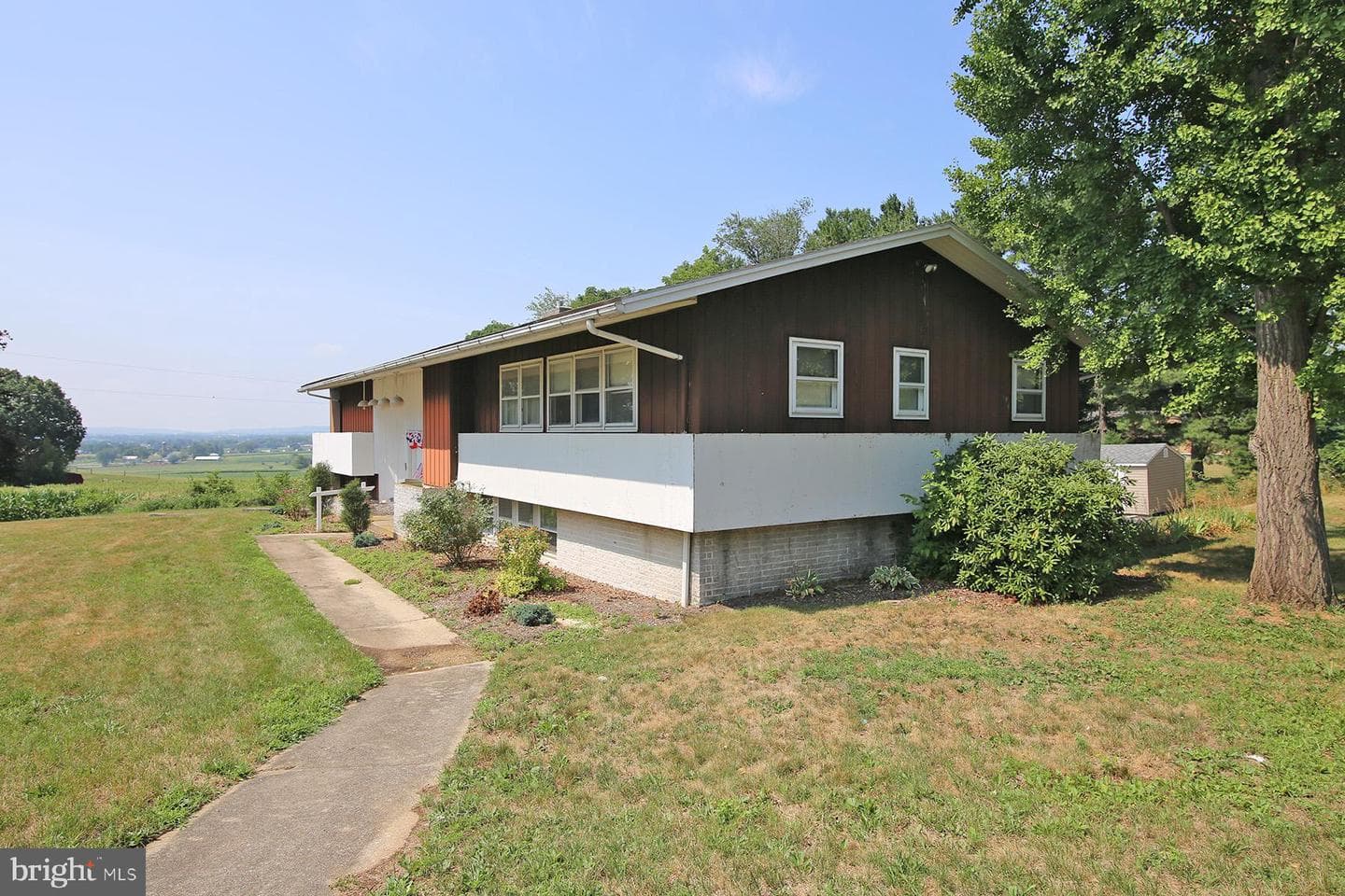 301 Golf Road photo 5