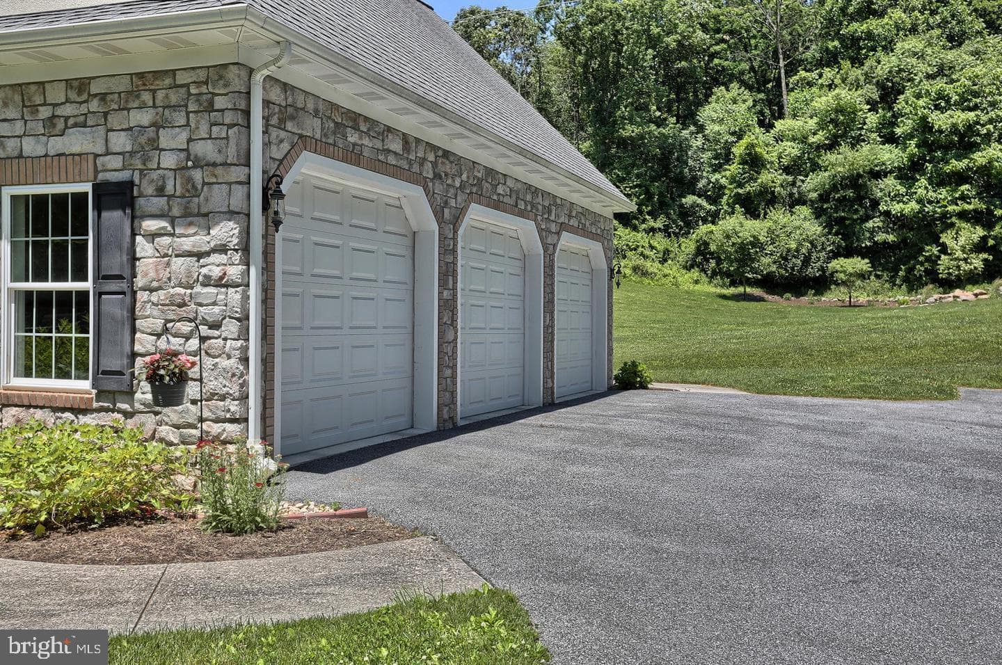 304 Iron Valley Drive photo 3