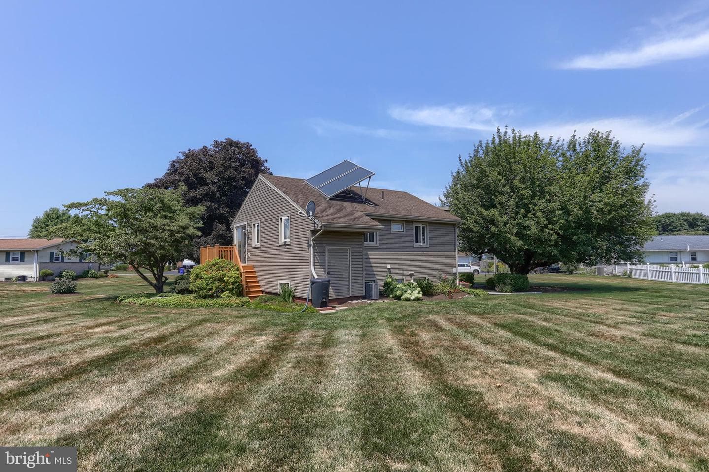 204 Oak Street photo 42