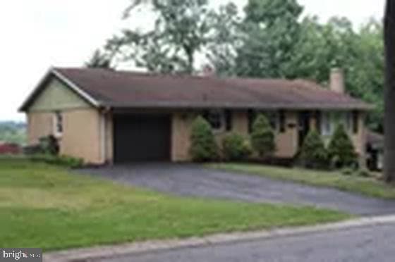 1813 Martin Drive photo 2
