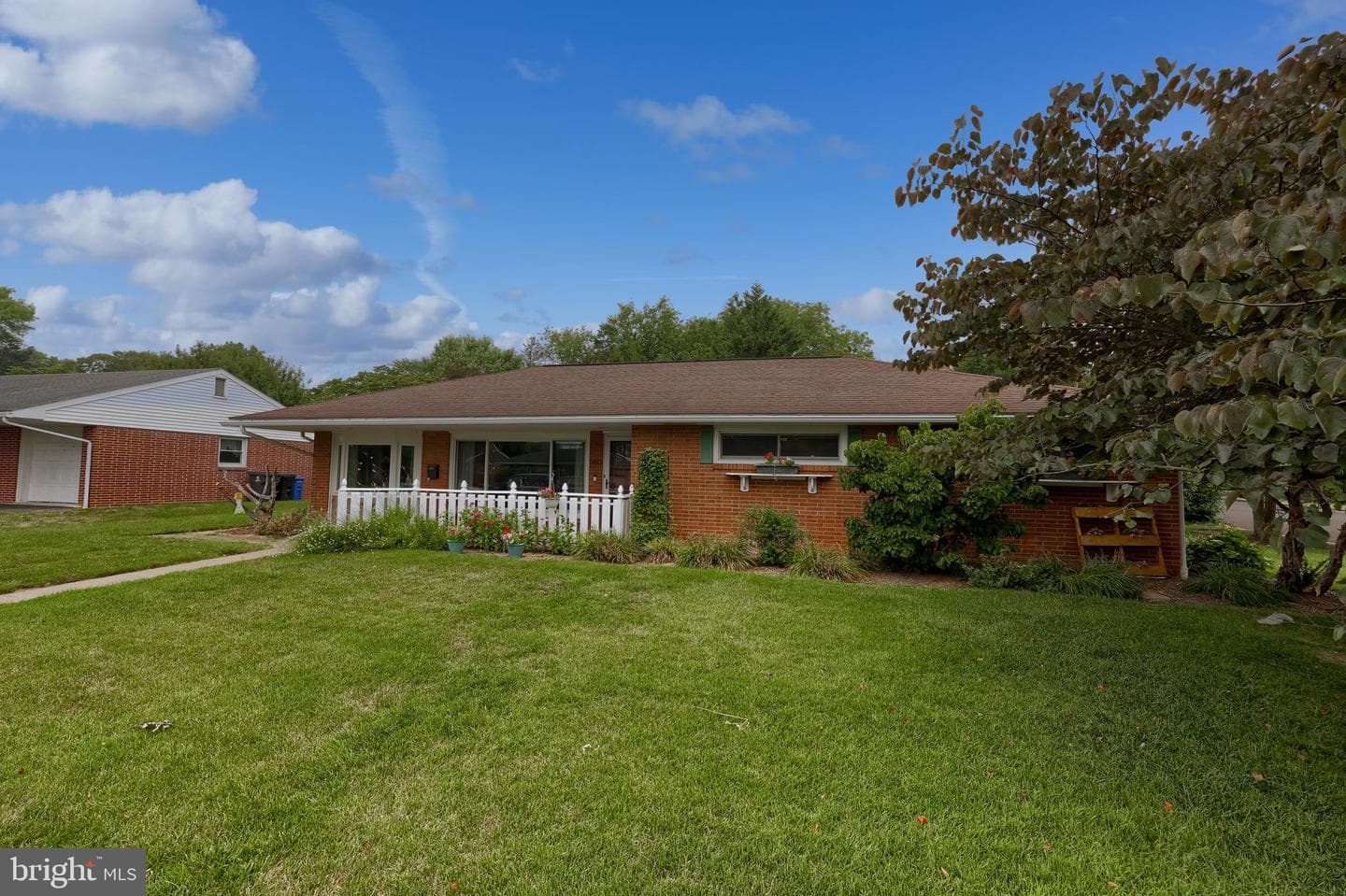 980 S Green Street photo 30
