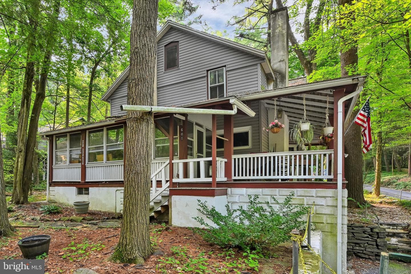601 Kephart Avenue photo 1