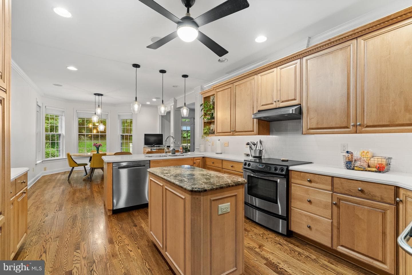 412 Timber Bridge Ln photo 7