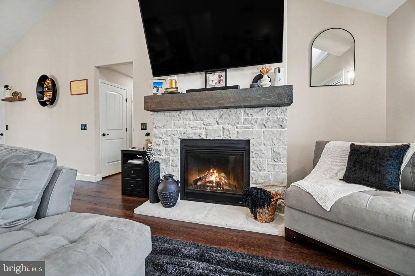 227 Daisy Drive photo 12