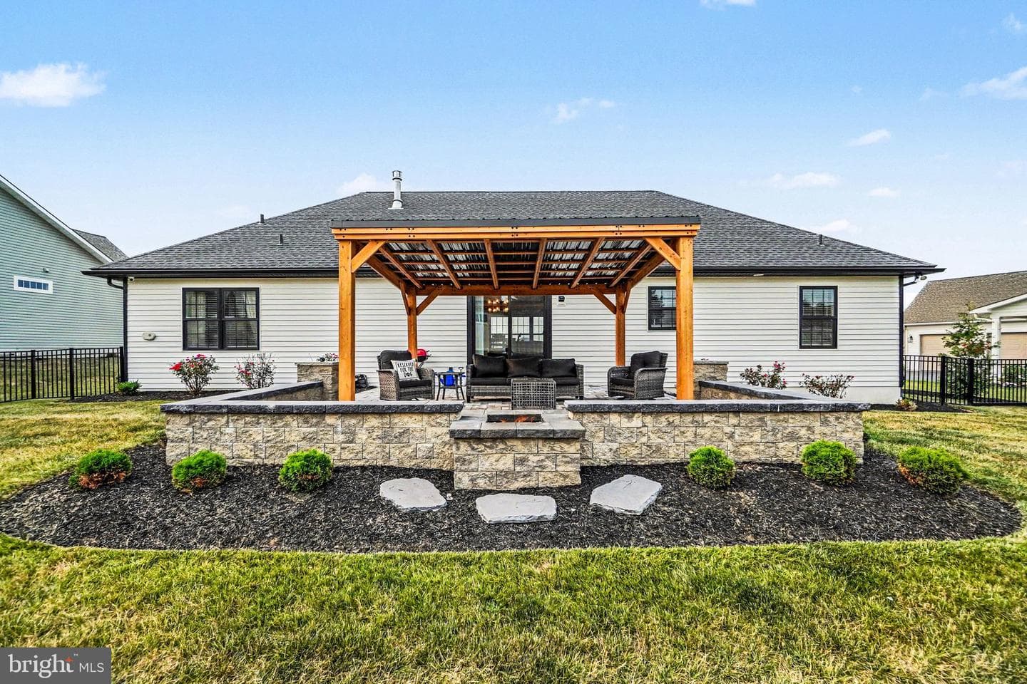 227 Daisy Drive photo 35