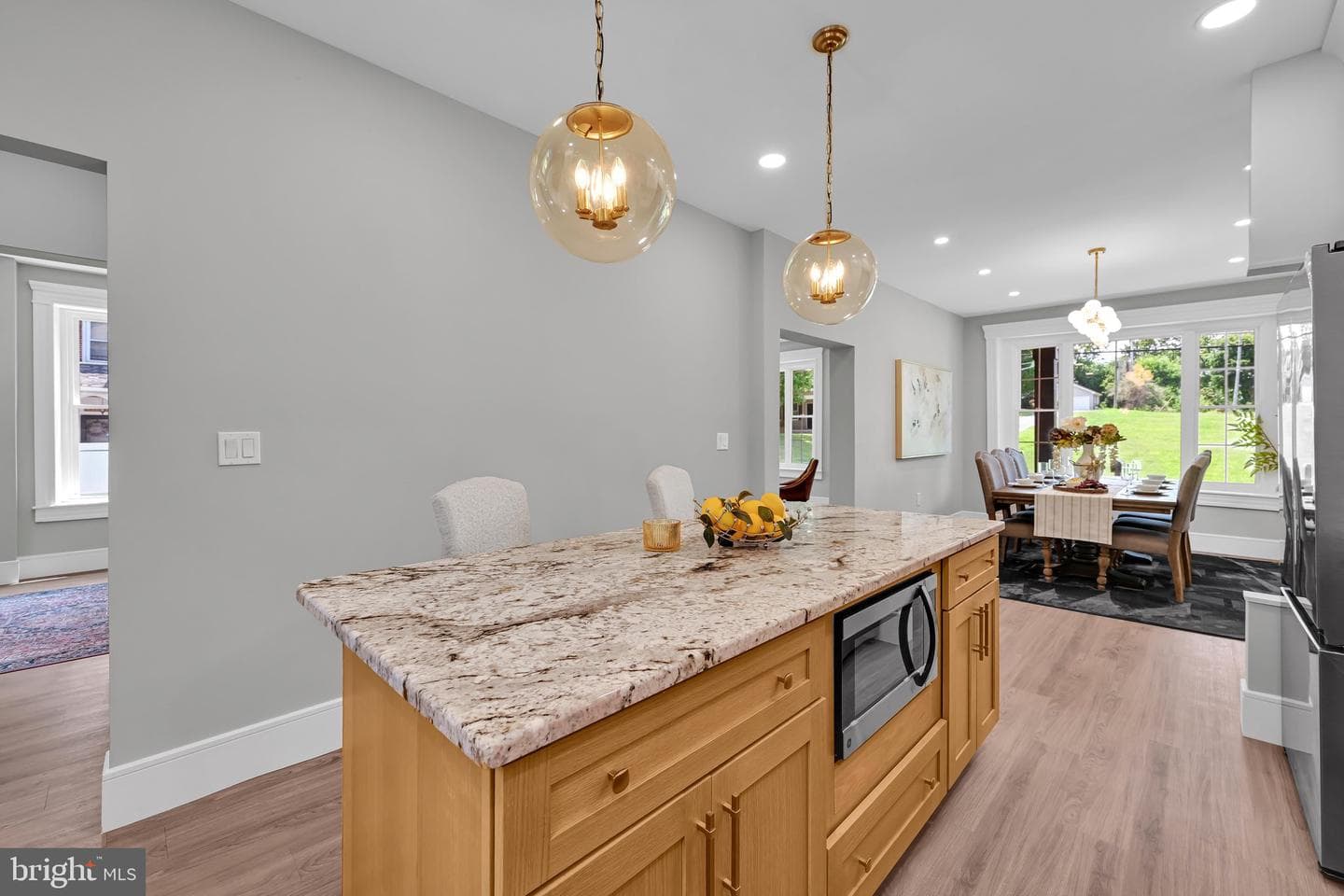 124 N Sheridan Road photo 10