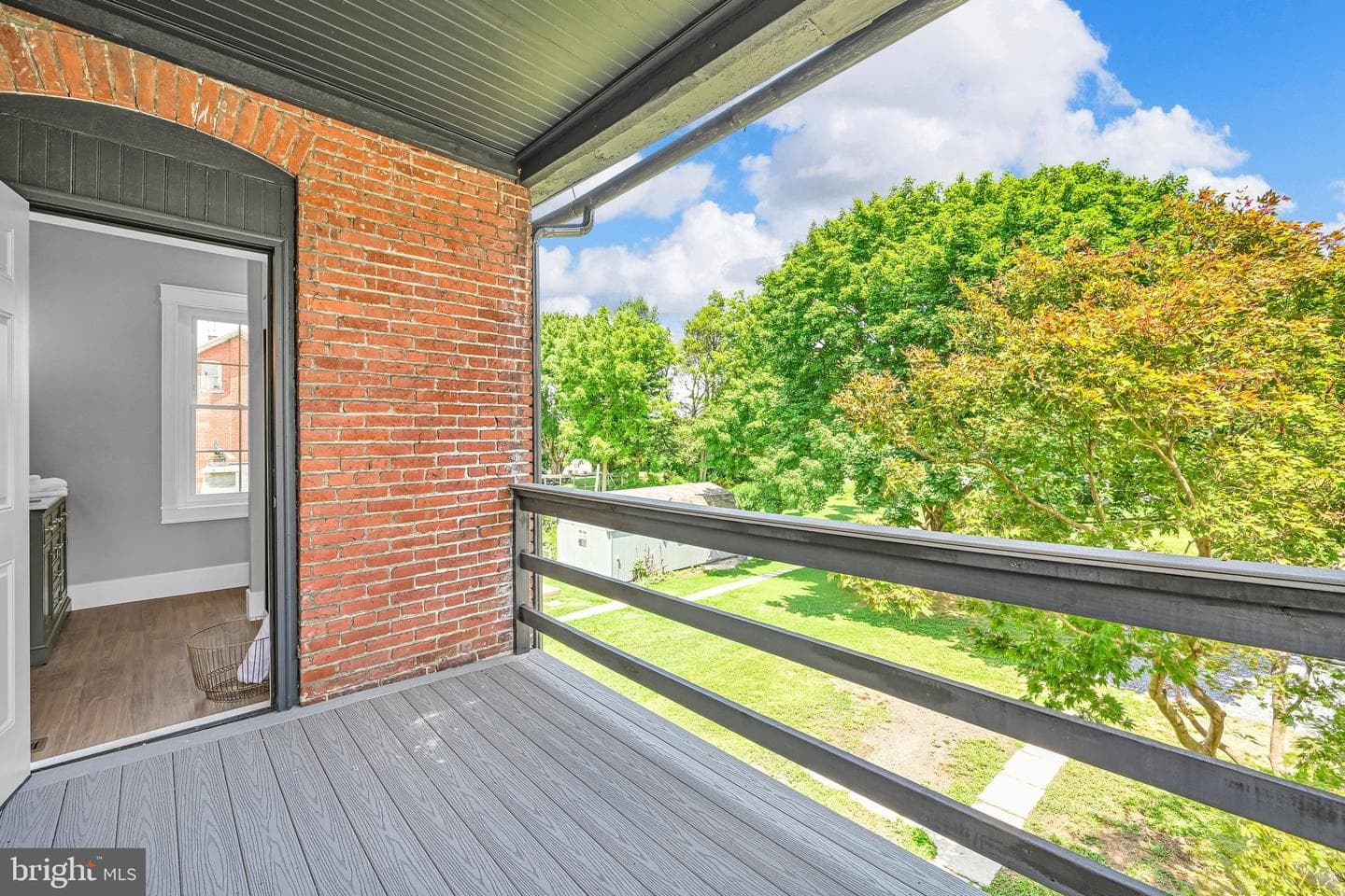 124 N Sheridan Road photo 20