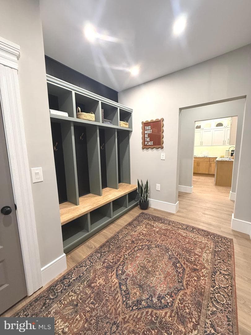 124 N Sheridan Road photo 5