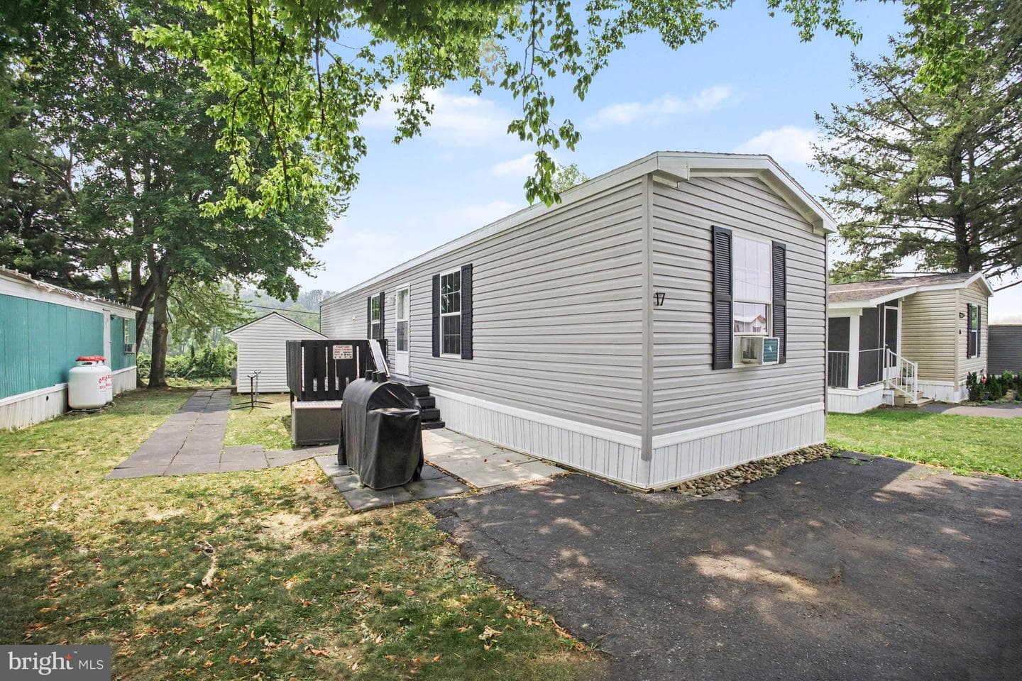 17 Lebanon Valley Ct, Lebanon