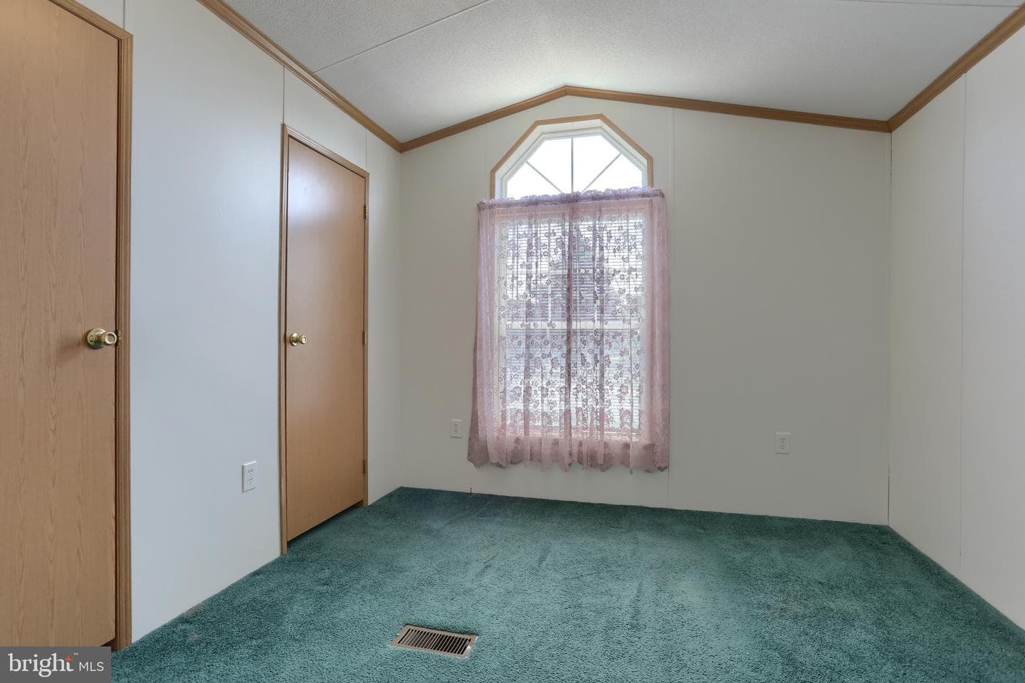 19 Edward Ave Tp-0040 photo 16