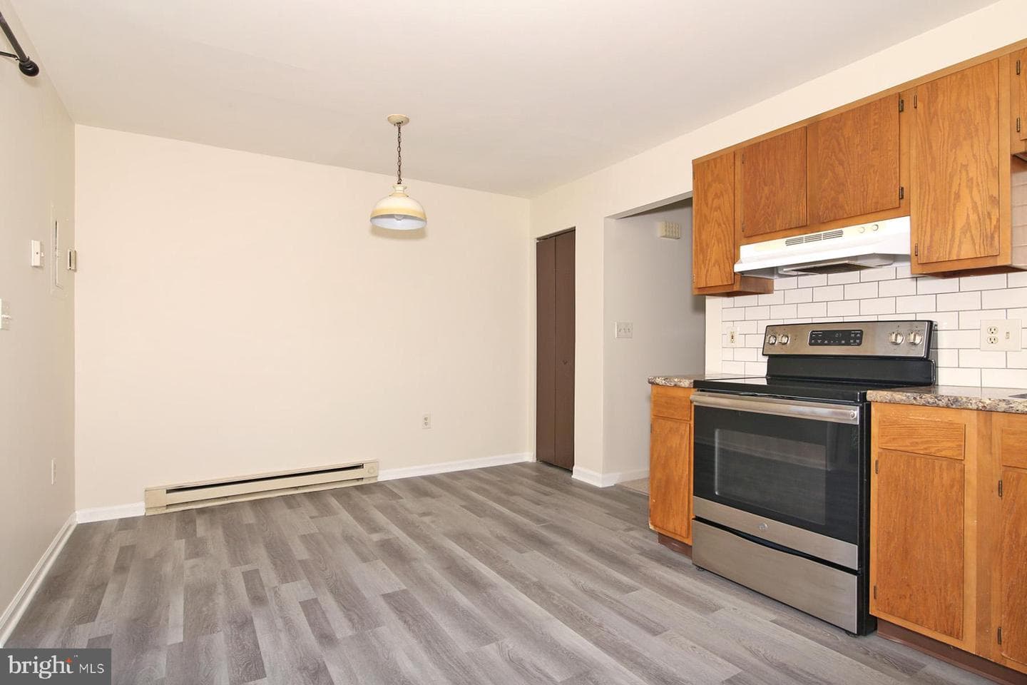 35 Walnut Mill Lane photo 16