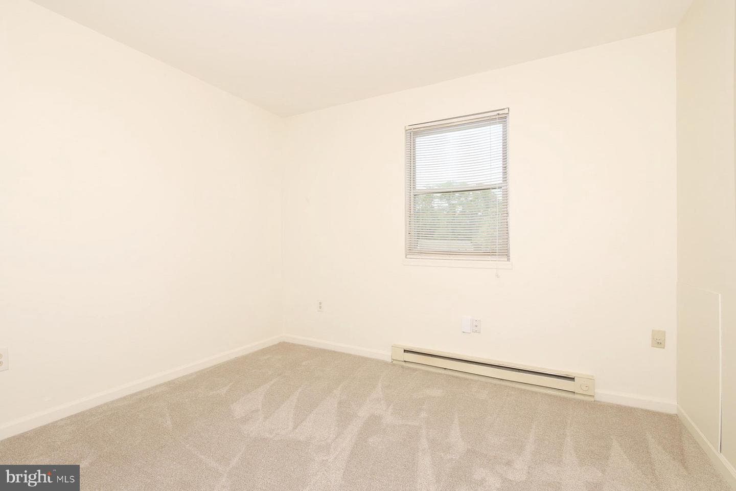 35 Walnut Mill Lane photo 24