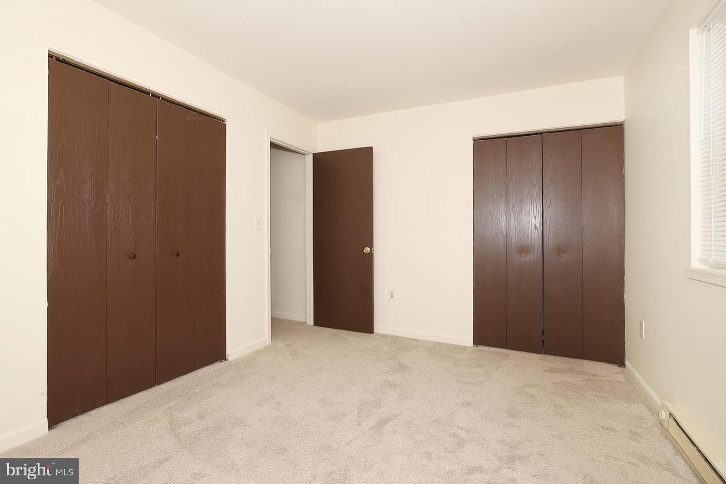 35 Walnut Mill Lane photo 26