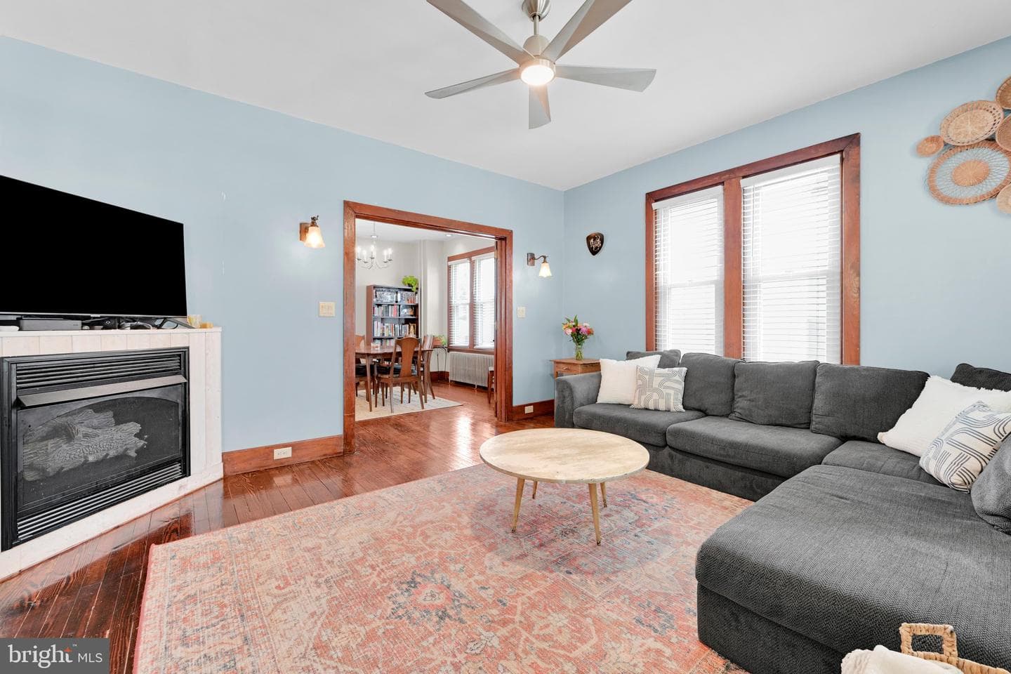 324 S Lincoln Street photo 11