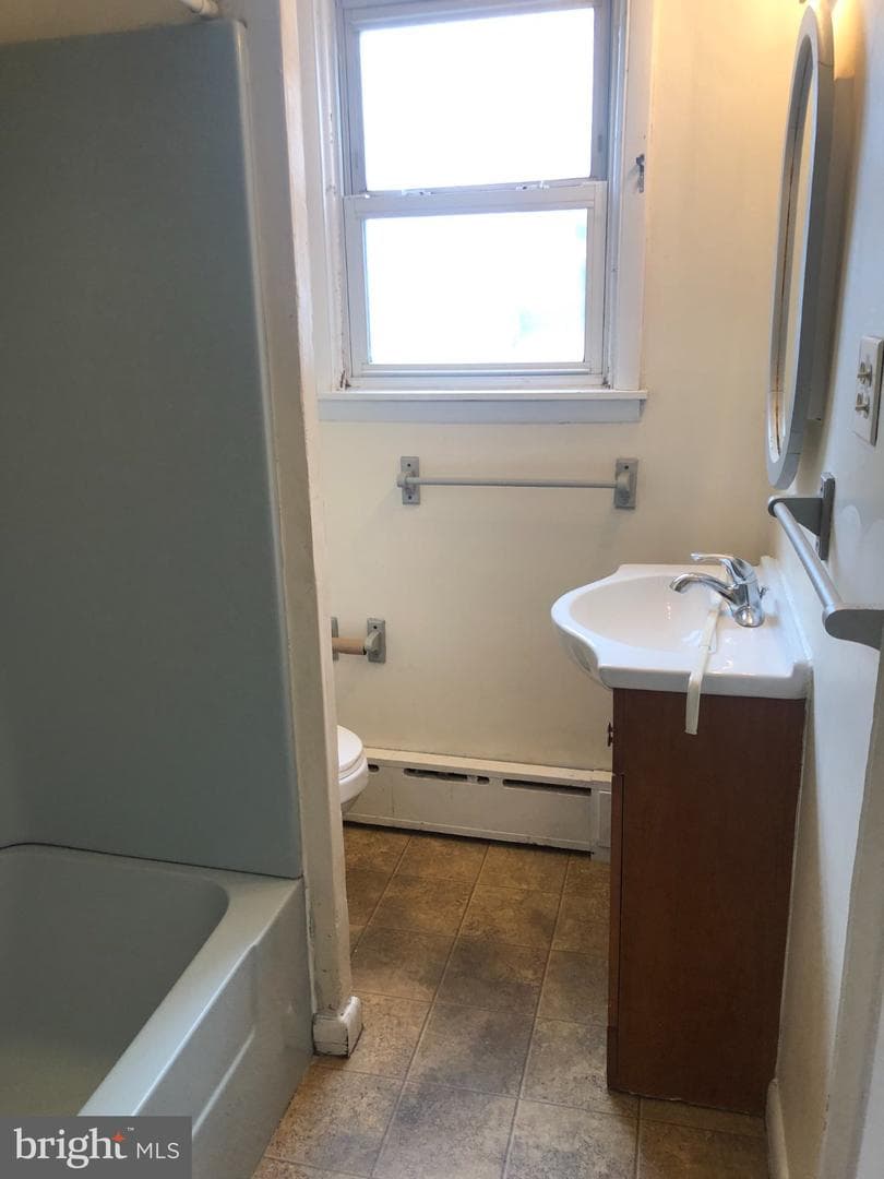 817 Guilford Street photo 8