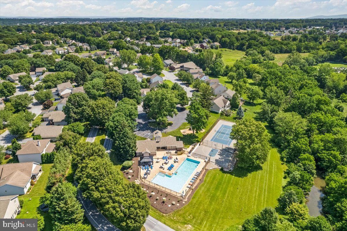 15 Oak Knoll Circle photo 49