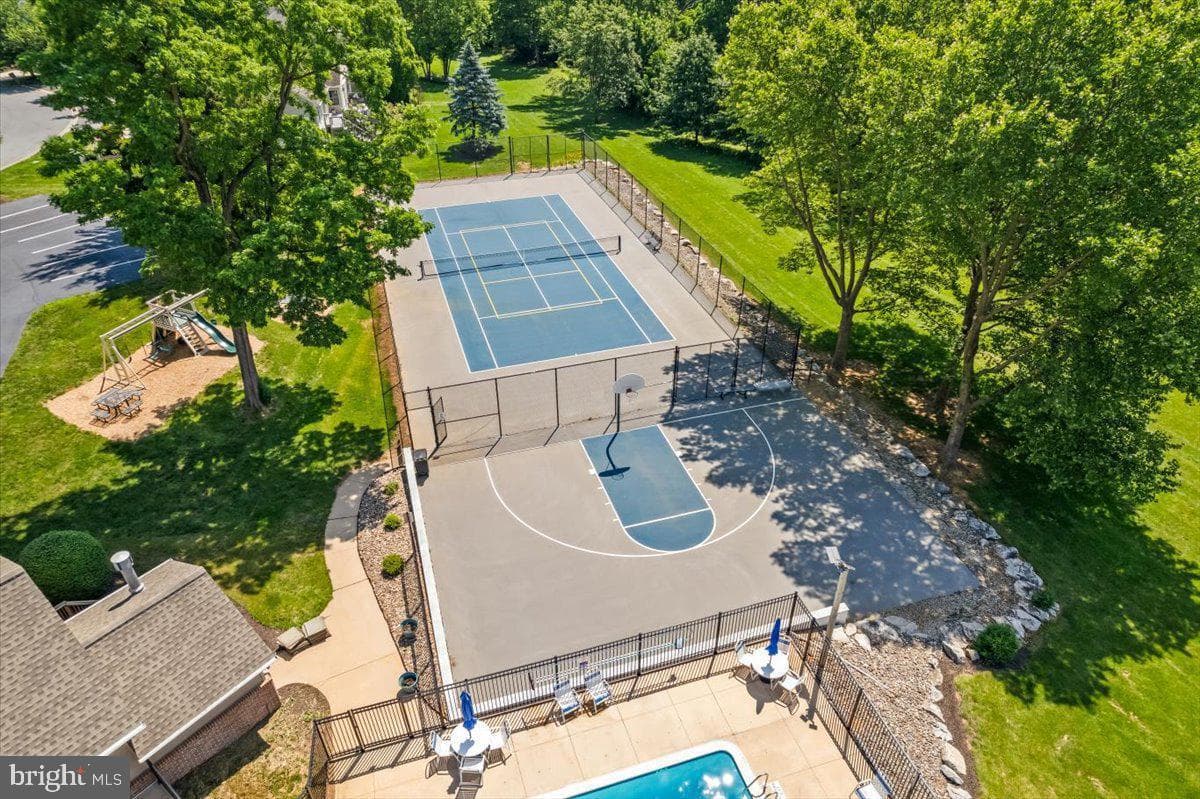 15 Oak Knoll Circle photo 50