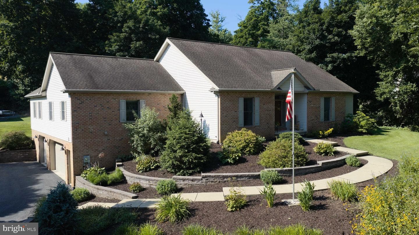 120 Rexmont Road photo 17