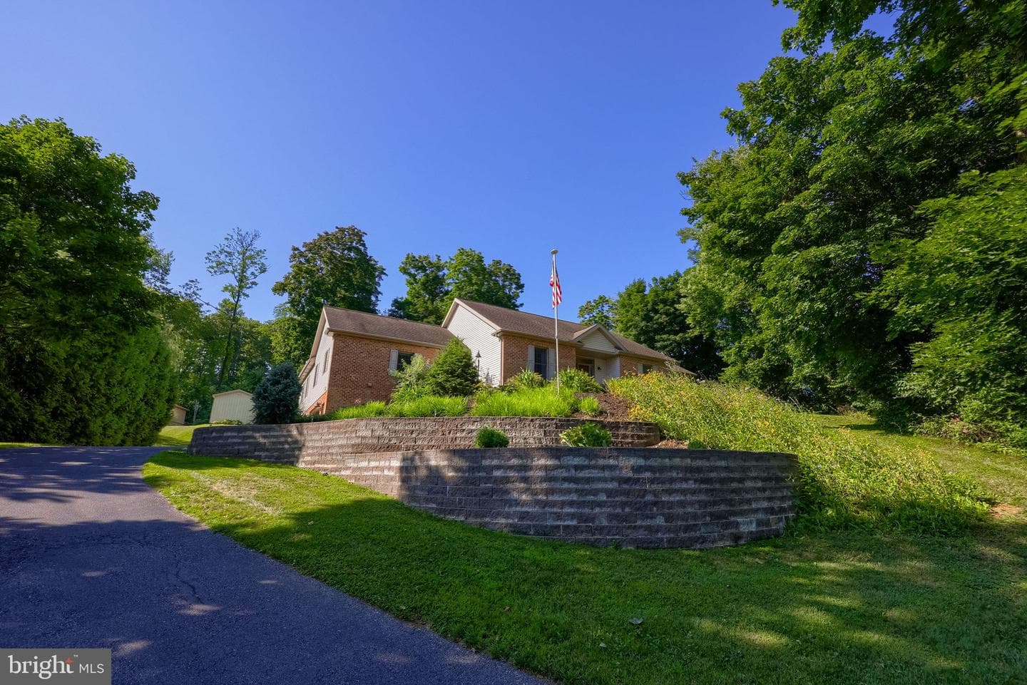 120 Rexmont Road photo 28