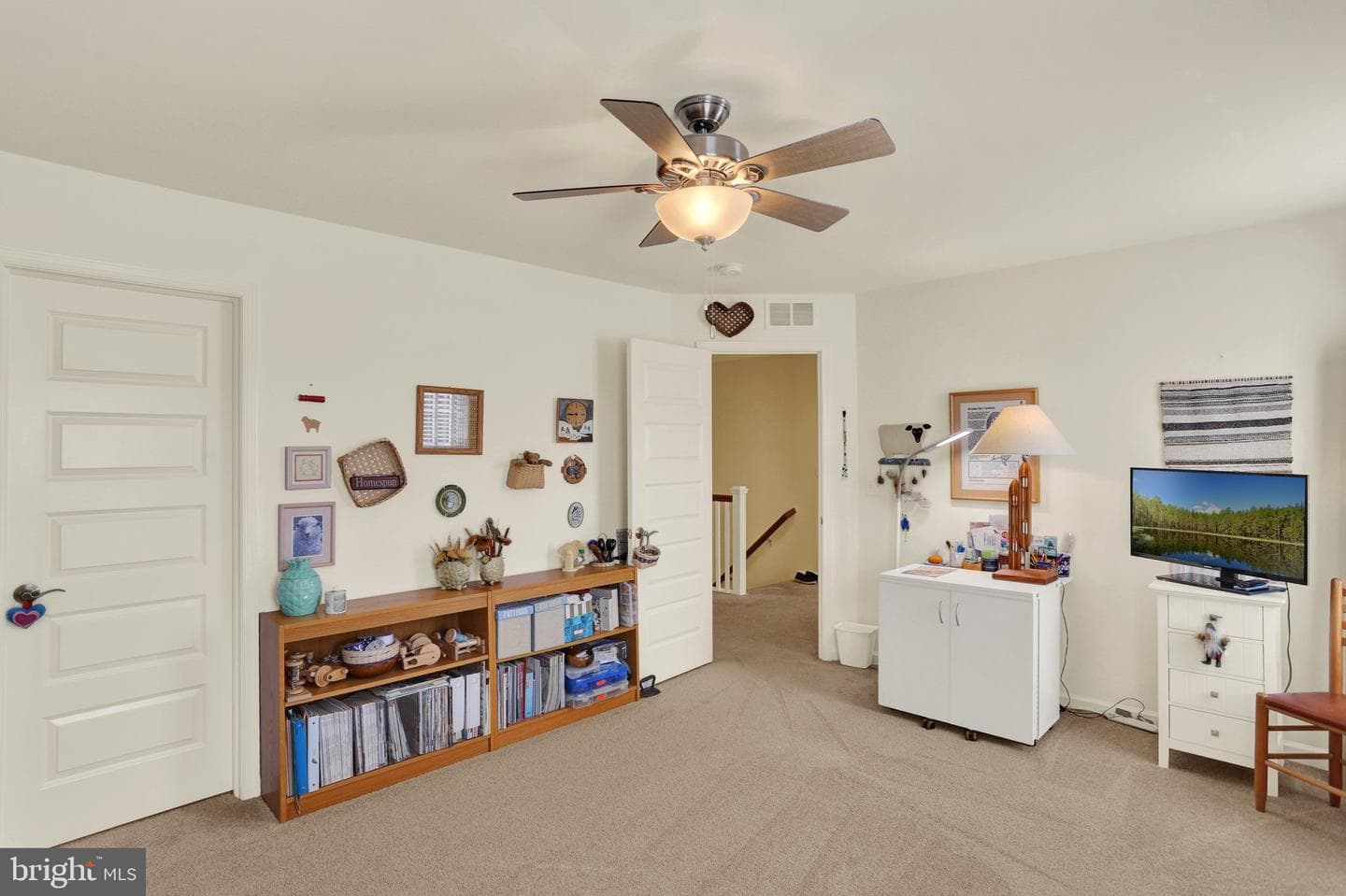 613 Meadowview Drive photo 31