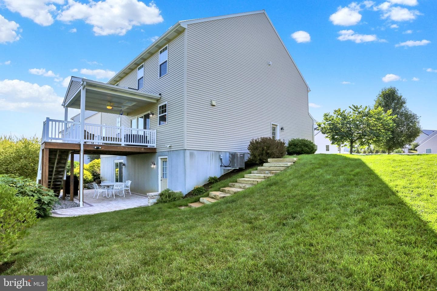 613 Meadowview Drive photo 44