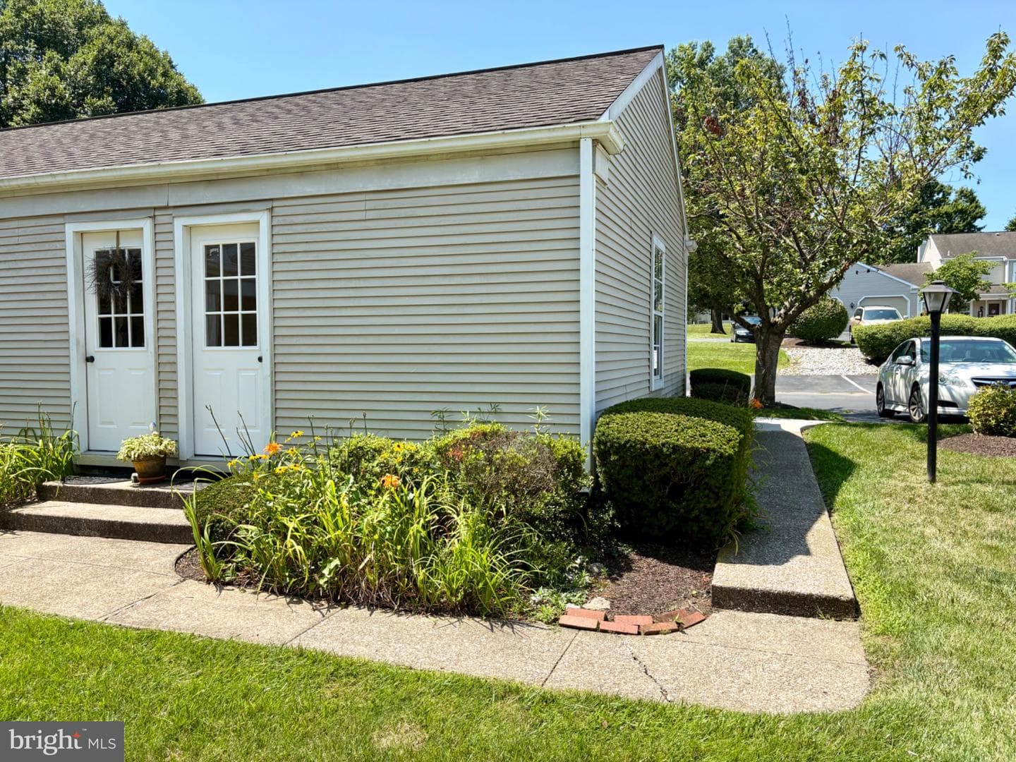1520 Cambridge Court photo 8