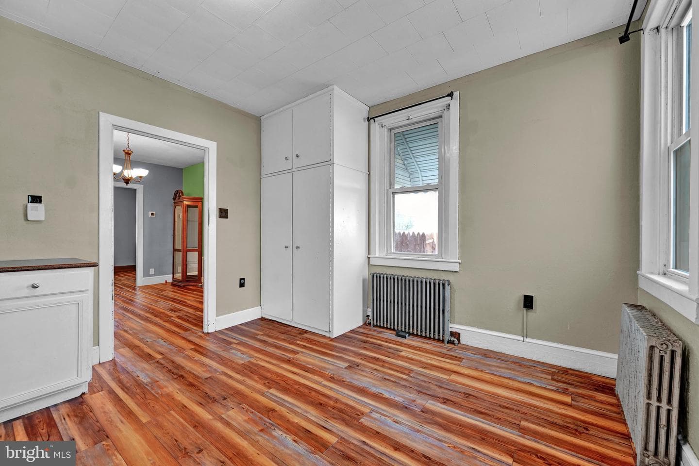 121 W Washington Avenue photo 11