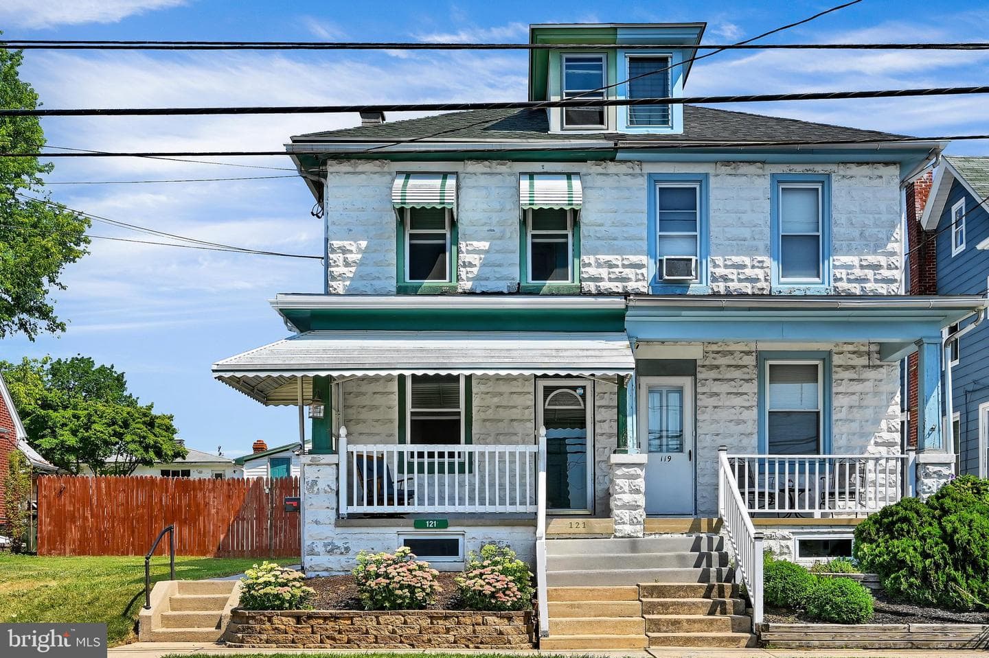 121 W Washington Avenue photo 2