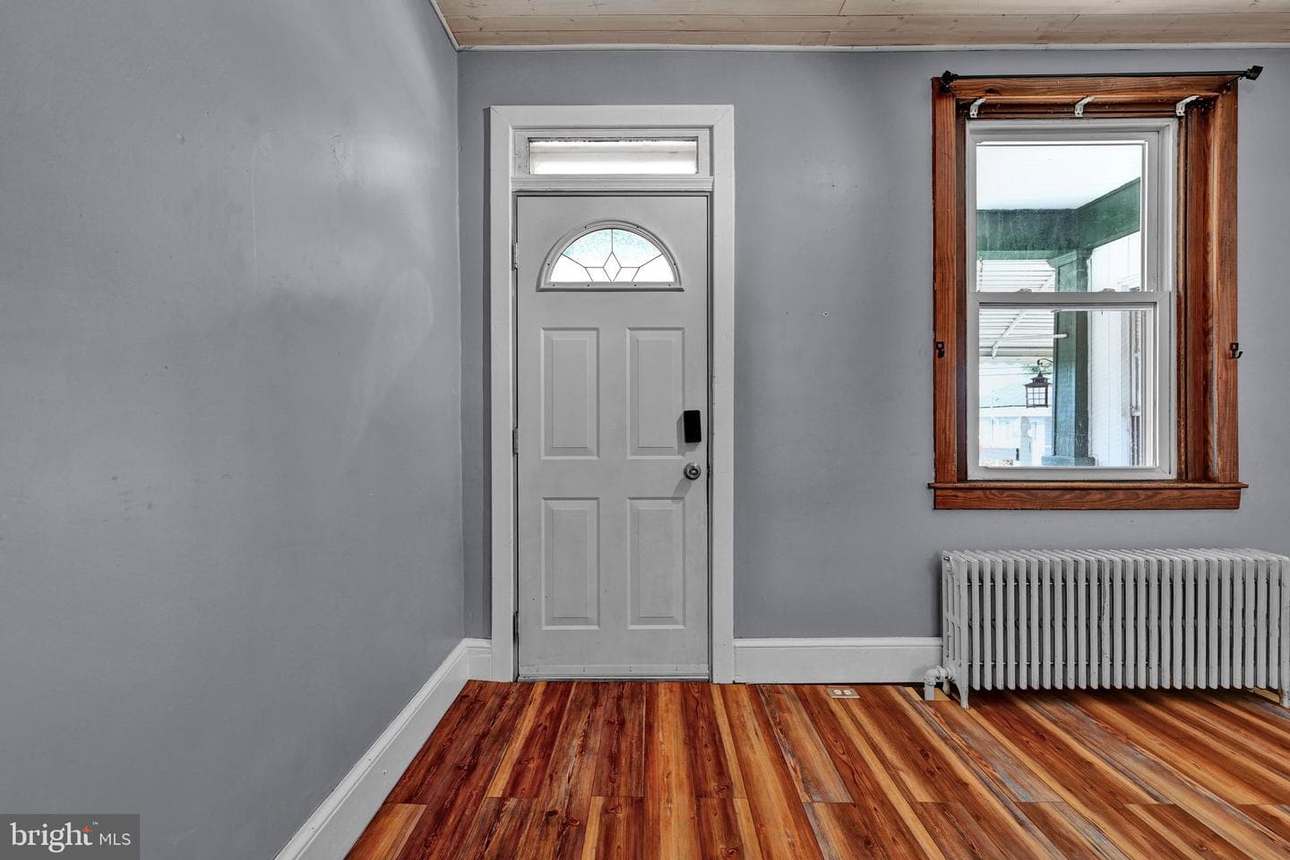 121 W Washington Avenue photo 6