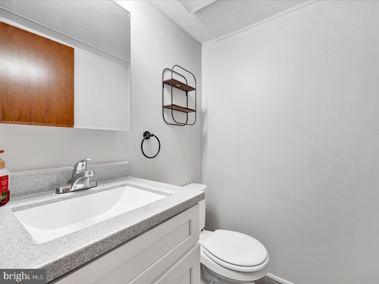 5 Anne Ave Tp-0003 photo 21