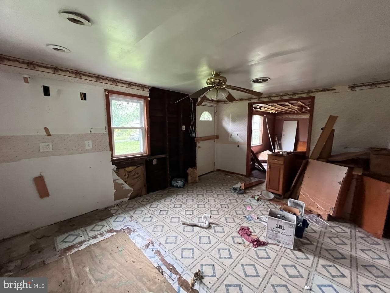 132 Thomas Road photo 31