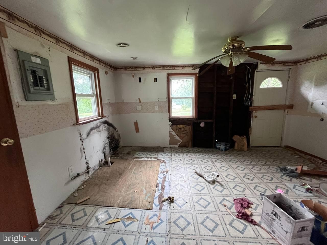 132 Thomas Road photo 33