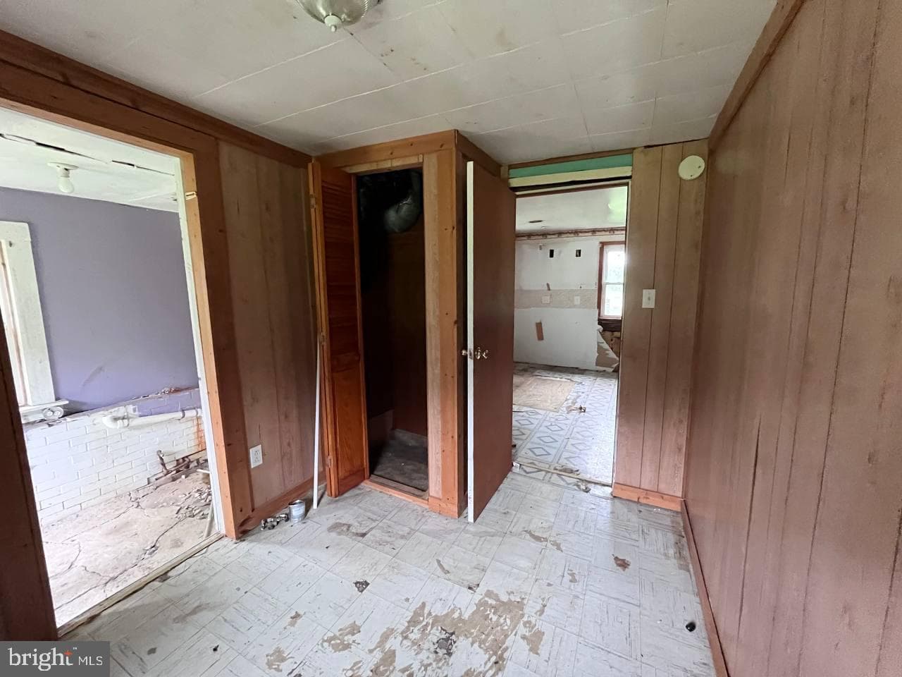 132 Thomas Road photo 34