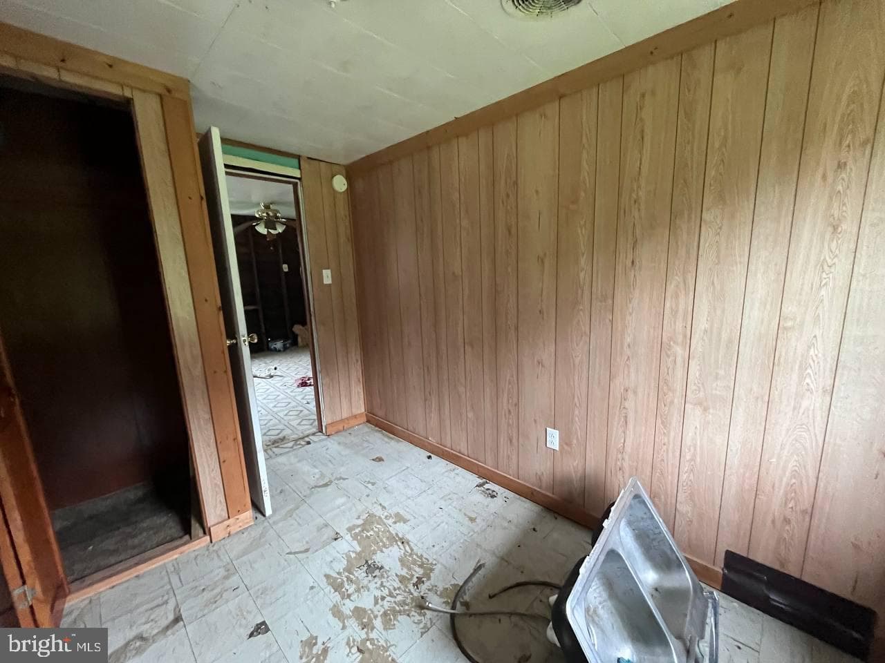 132 Thomas Road photo 35