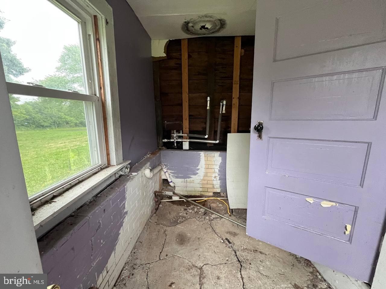 132 Thomas Road photo 36