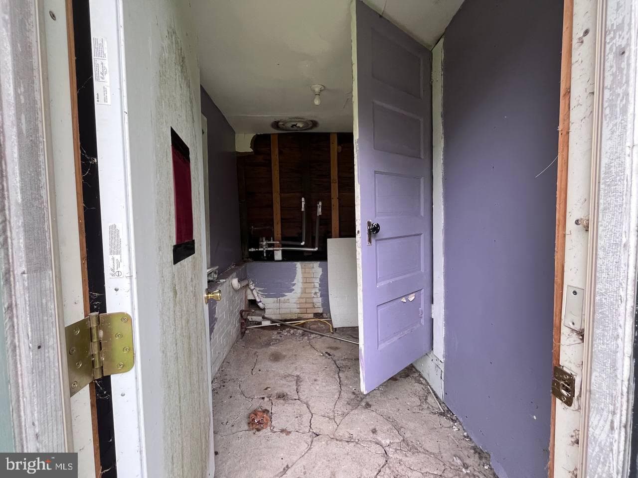 132 Thomas Road photo 38
