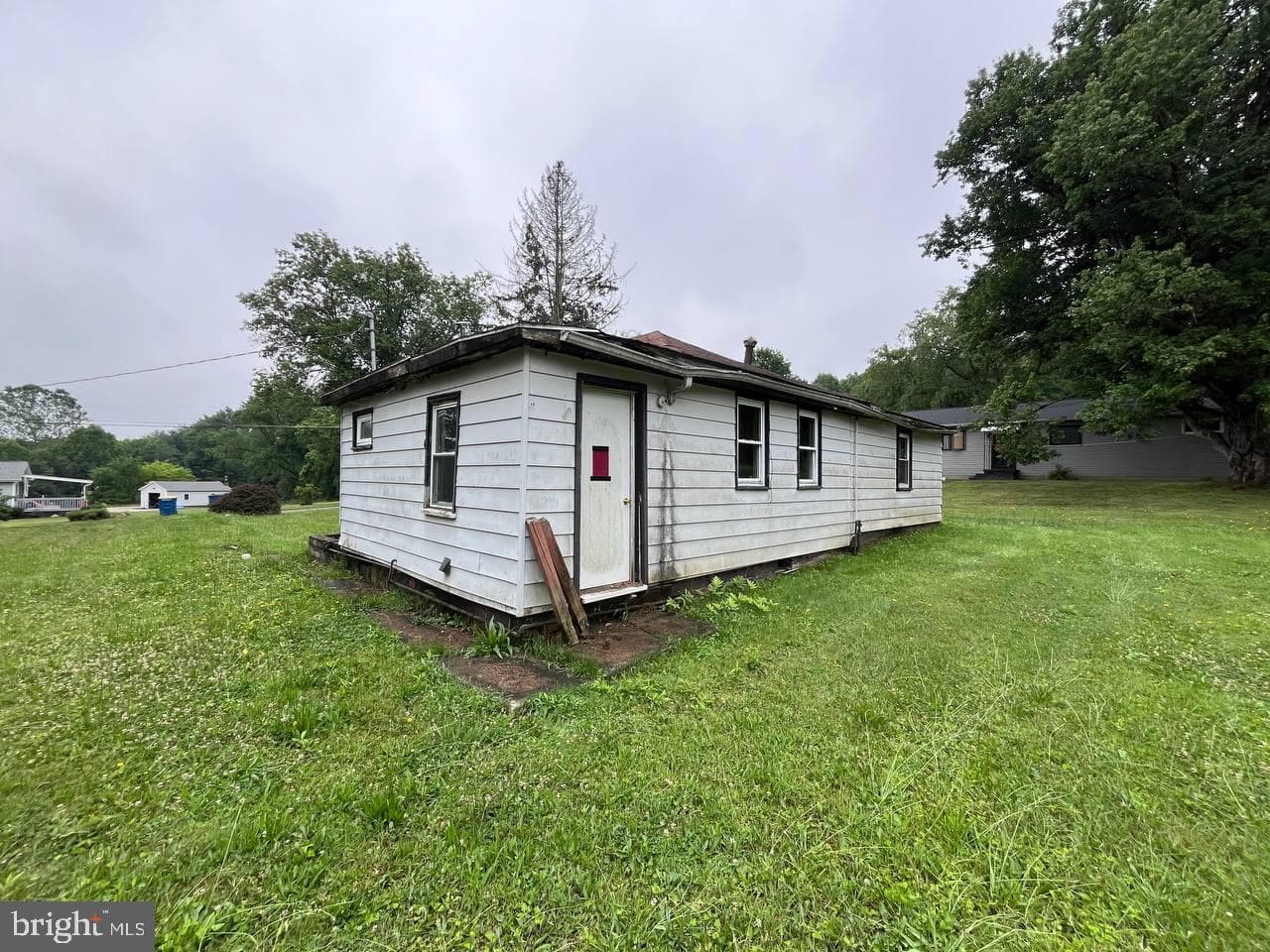 132 Thomas Road photo 43