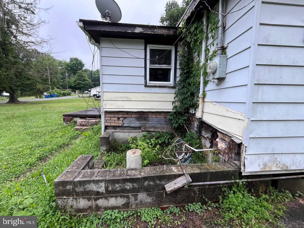 132 Thomas Road photo 45