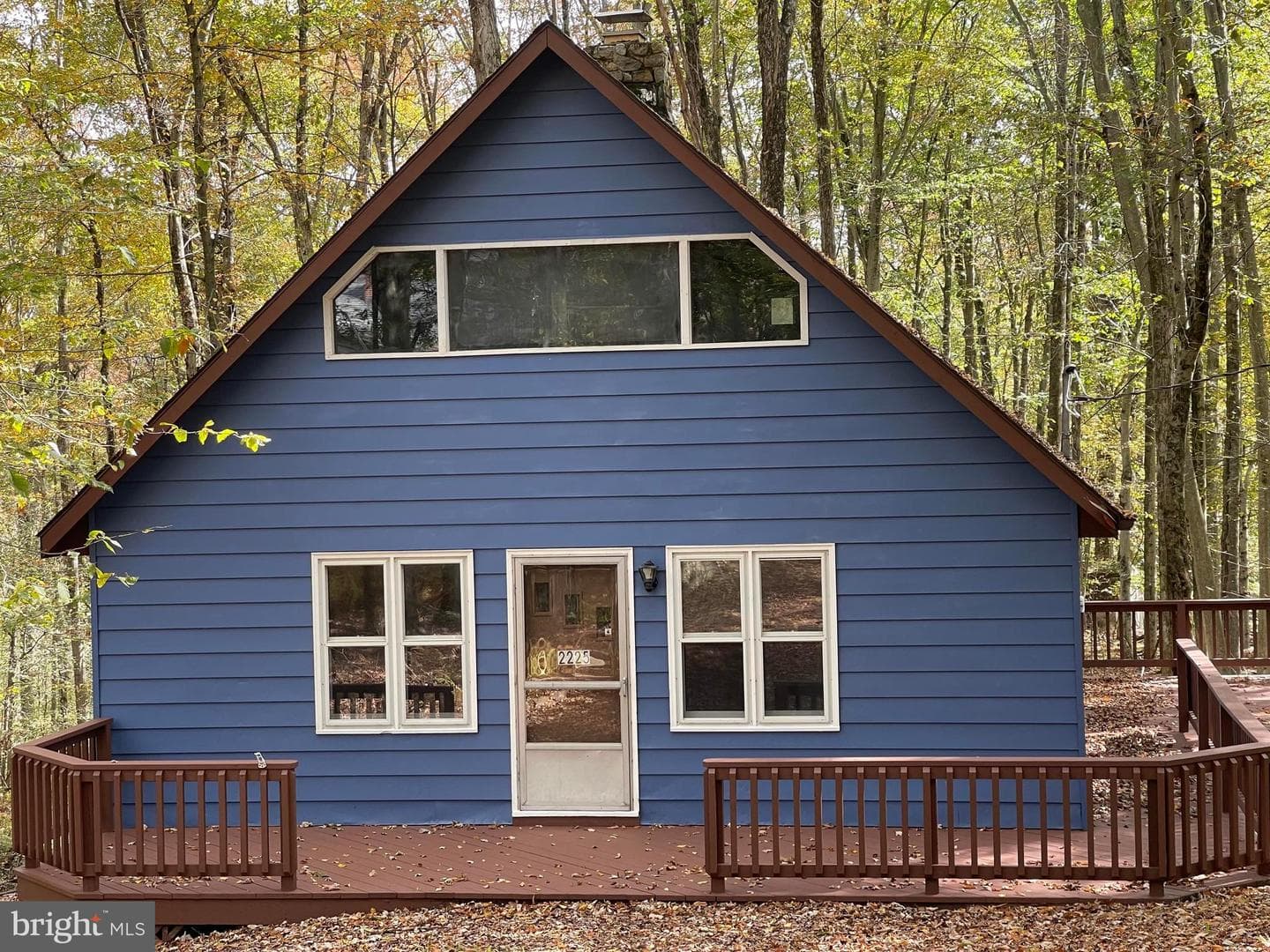 2225 Mountain Ash photo 1