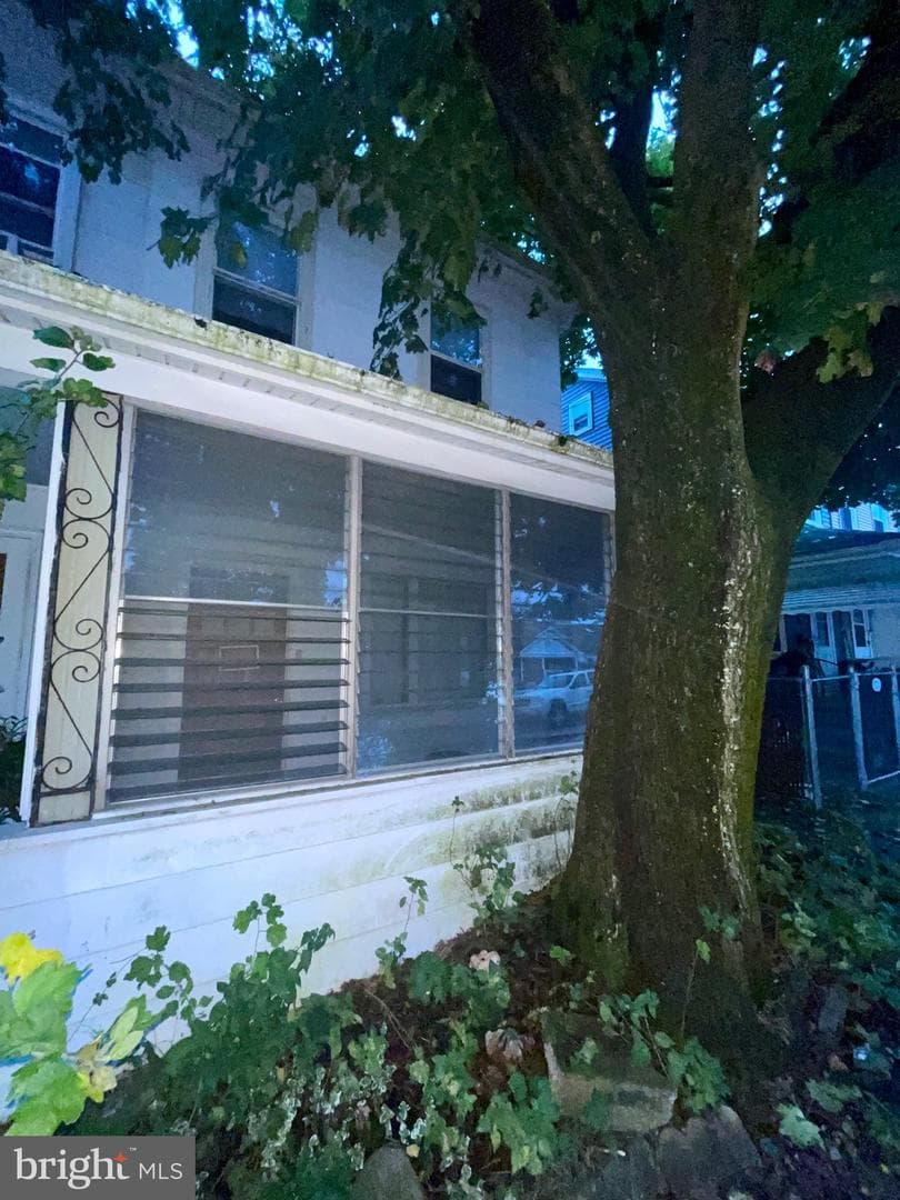 532 Walnut Street photo 2