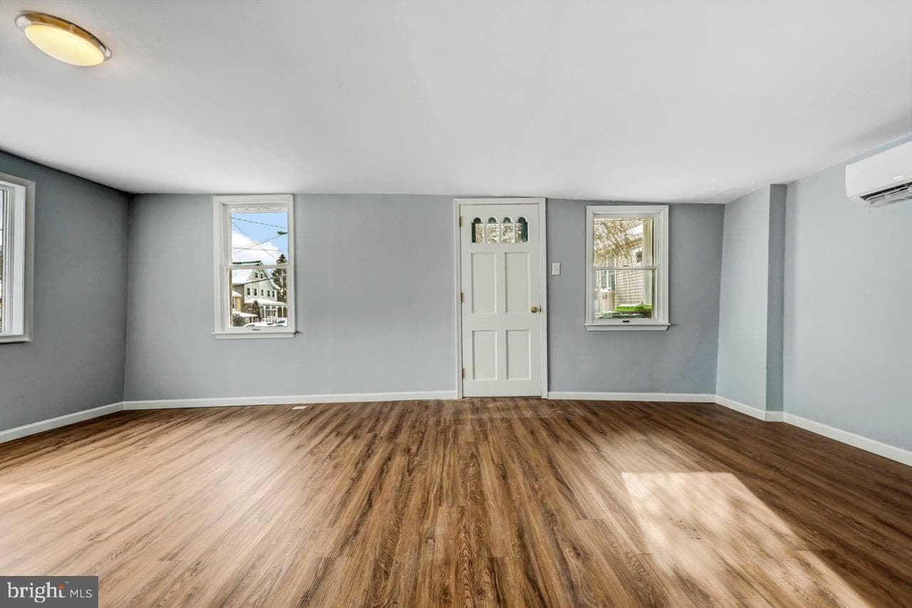 201 Pine Street photo 12
