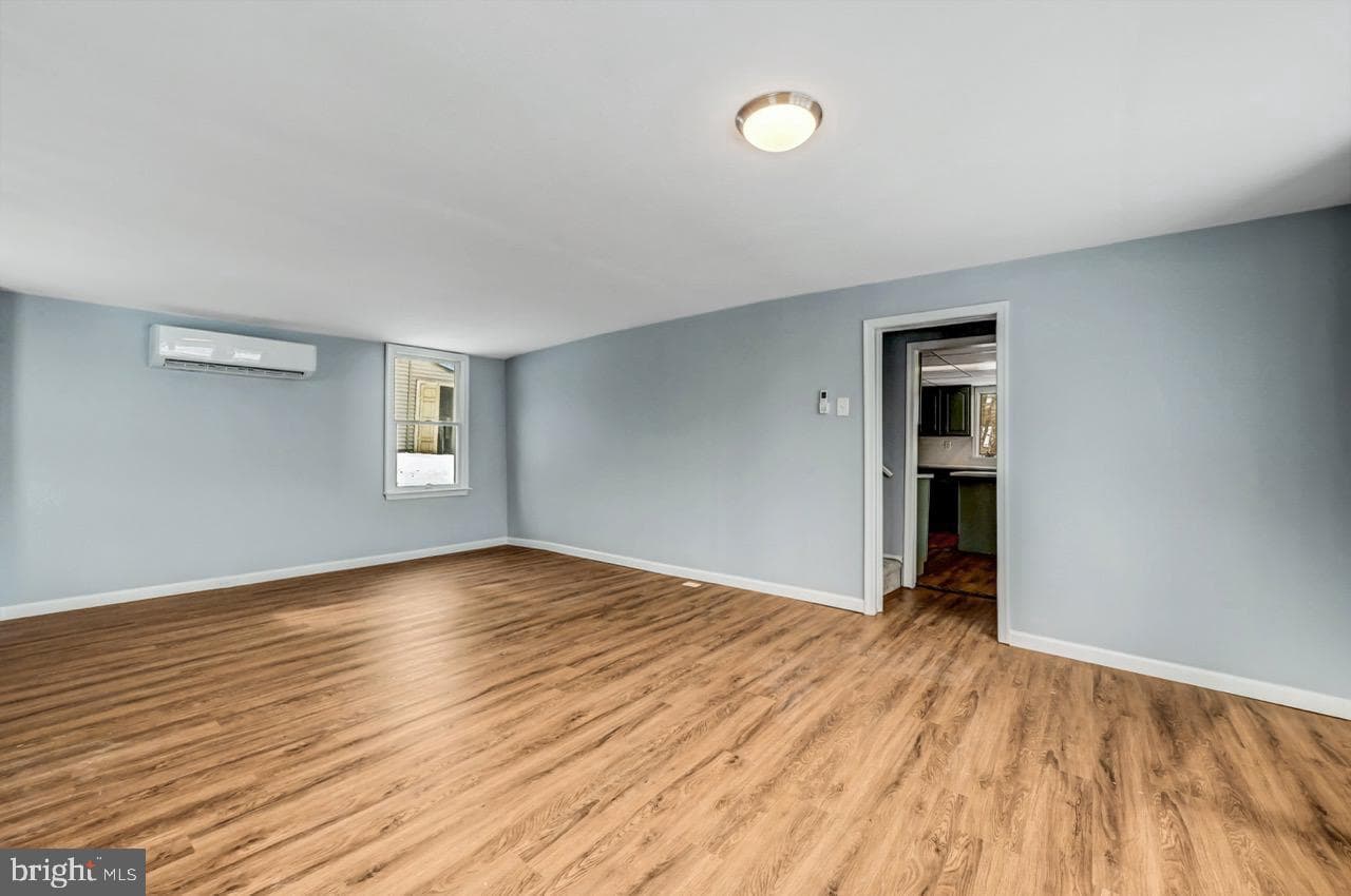 201 Pine Street photo 16