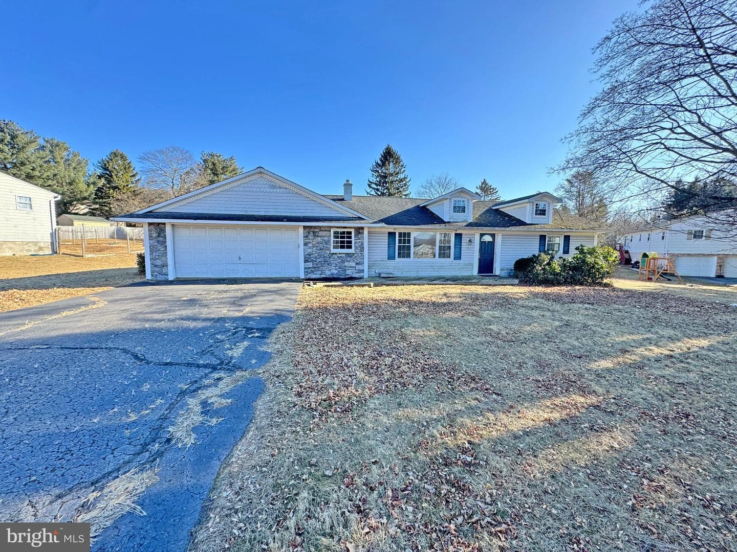 50 Red Maple Avenue photo 1