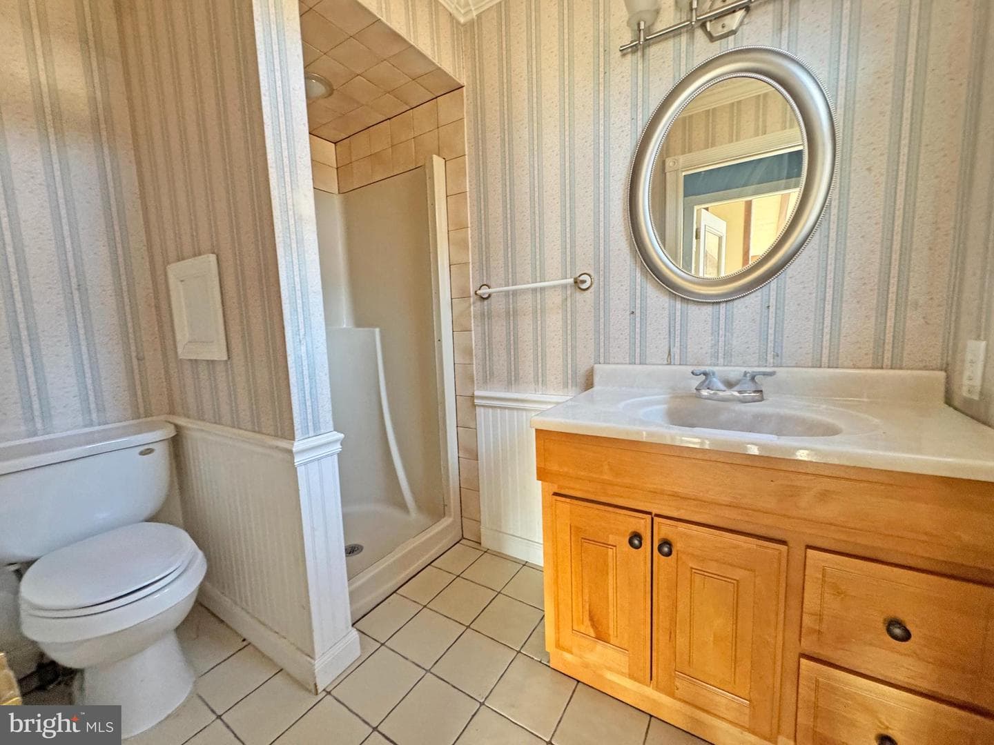 50 Red Maple Avenue photo 17